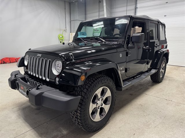 Used 2018 Jeep Wrangler Unlimited Sahara image 3