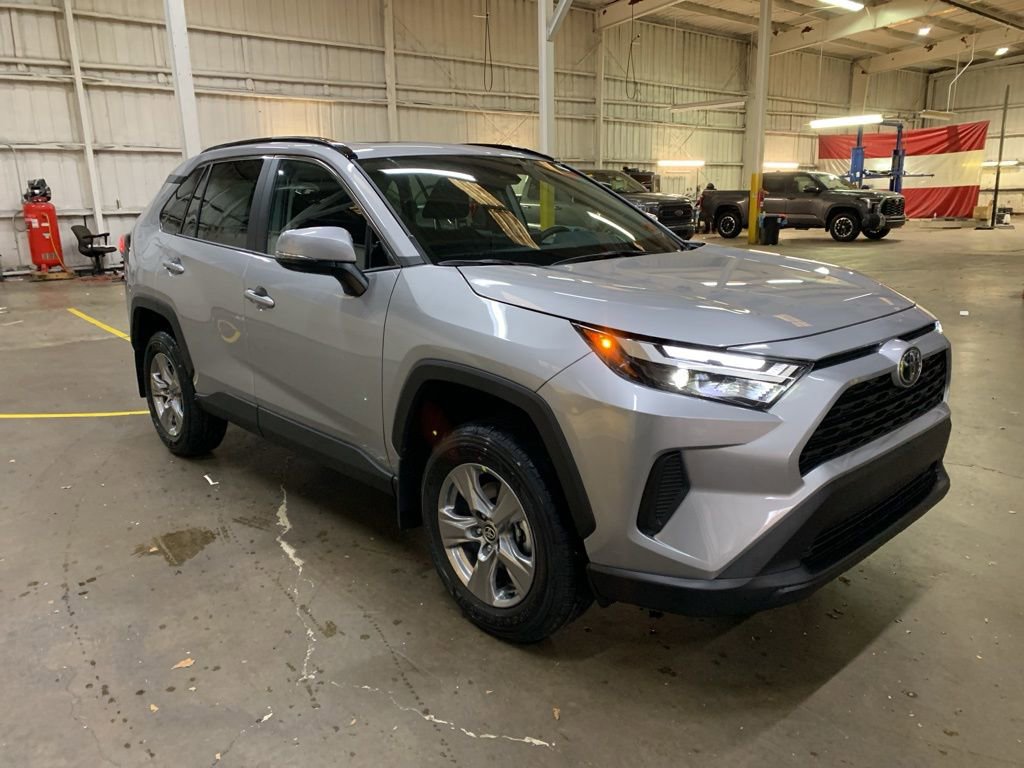 New 2025 Toyota RAV4 XLE image 7