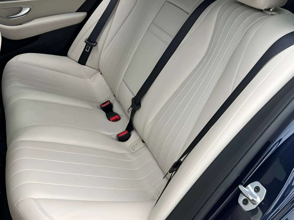 Used 2019 Mercedes-Benz E 300 image 17