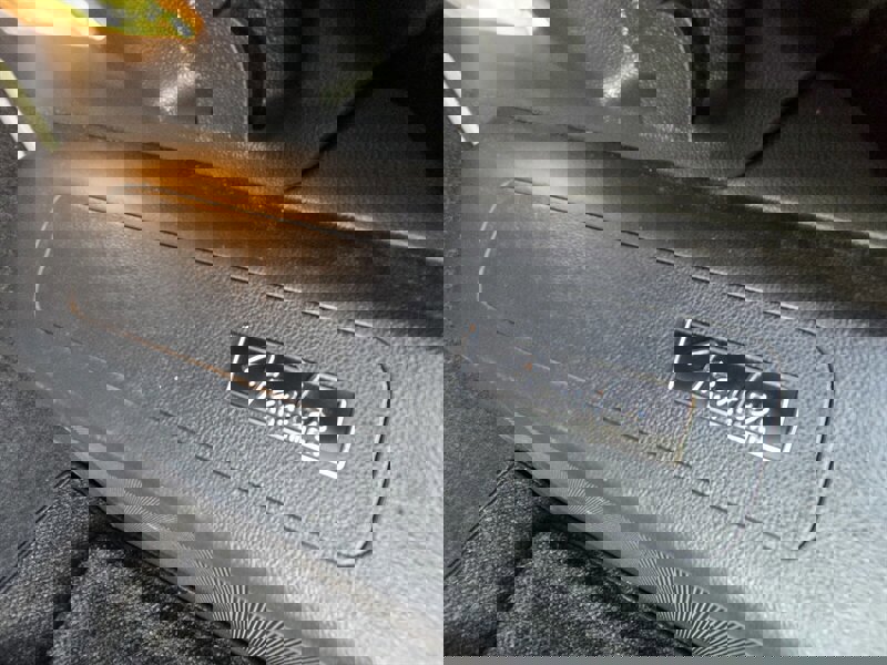 Used 2014 Volkswagen Beetle TDI image 30