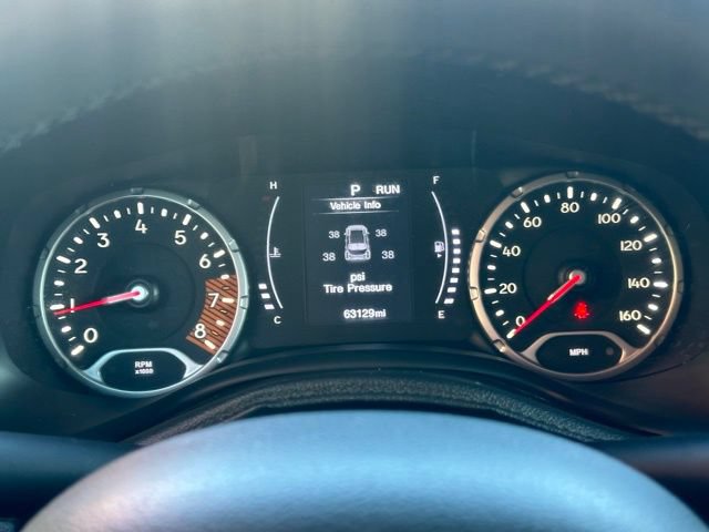 Used 2020 Jeep Renegade Latitude AWD/4WD image 7