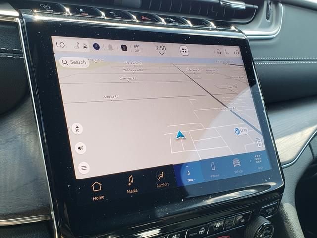 New 2025 Jeep Grand Cherokee Overland image 11