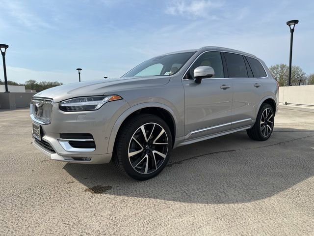 Certified 2024 Volvo XC90 B6 Ultimate w/ Protection Package image 4