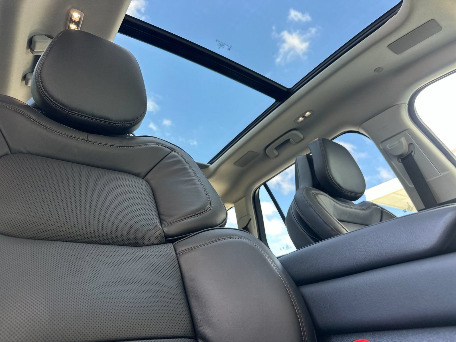 New 2026 Lincoln Aviator Reserve AWD/4WD image 17