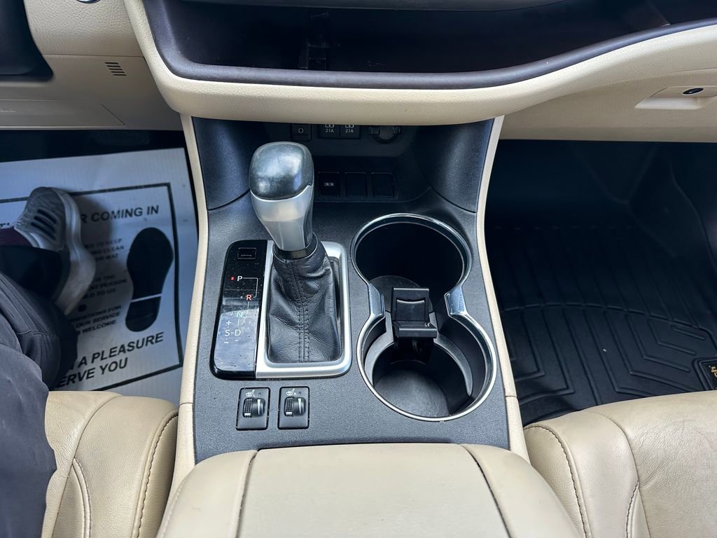 Used 2018 Toyota Highlander XLE image 68