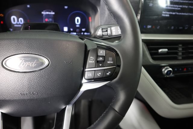 Used 2025 Ford Explorer Platinum w/ Ultimate Package AWD/4WD image 40