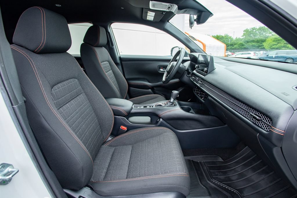 Certified 2023 Honda HR-V Sport image 19