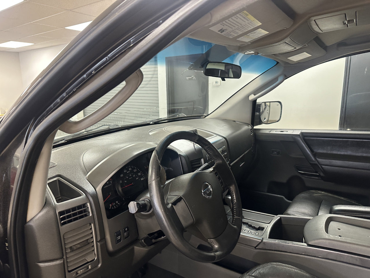 Used 2007 Nissan Titan SE image 34