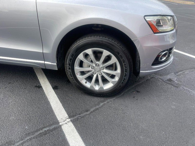 Used 2016 Audi Q5 2.0T Premium Plus w/ Technology Package image 7