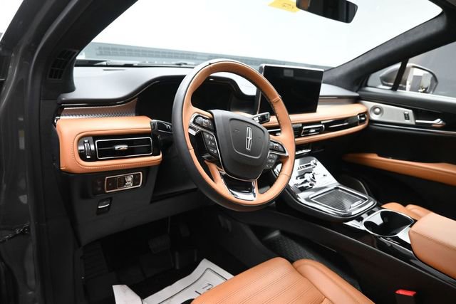 Certified 2022 Lincoln Nautilus Black Label AWD/4WD image 11