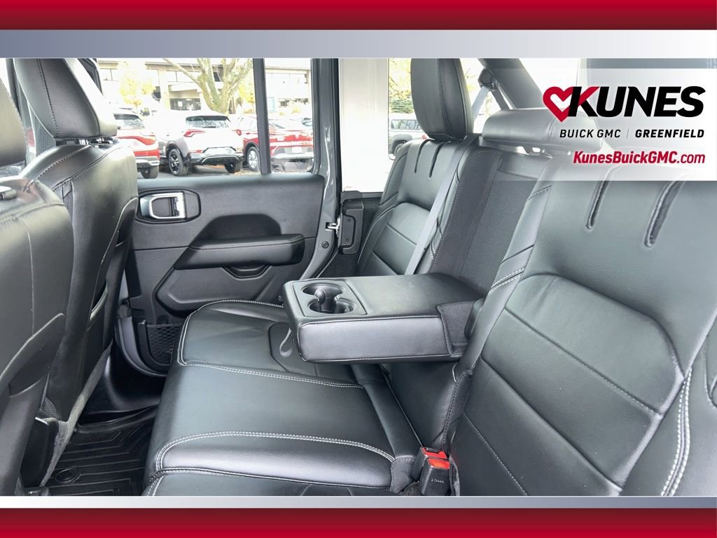 Used 2022 Jeep Wrangler Unlimited Sahara 4xe w/ Cold Weather Group image 33