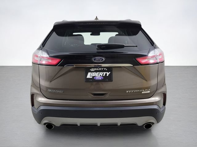 Used 2019 Ford Edge Titanium w/ Cold Weather Package AWD/4WD image 4