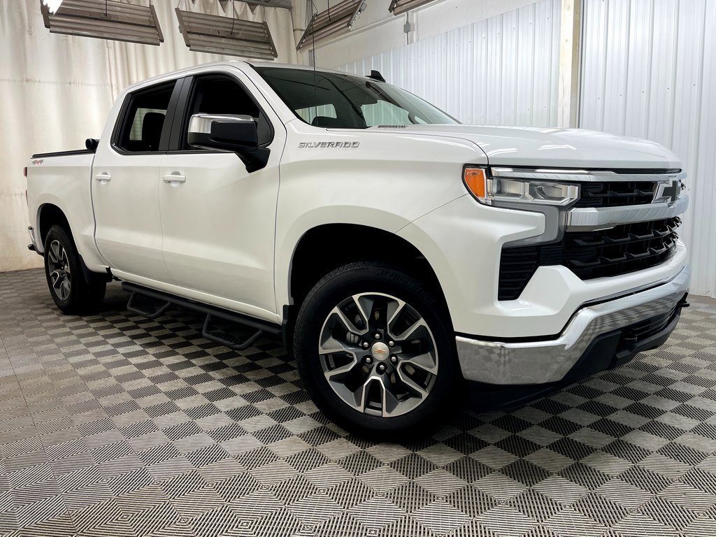 Certified 2025 Chevrolet Silverado 1500 LT image 46