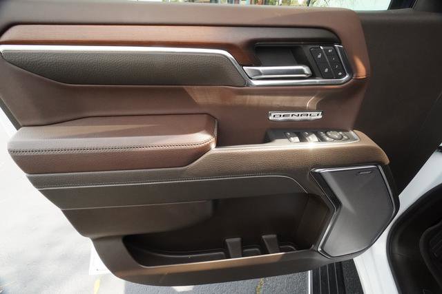 Used 2024 GMC Sierra 1500 Denali w/ Denali Reserve Package image 14
