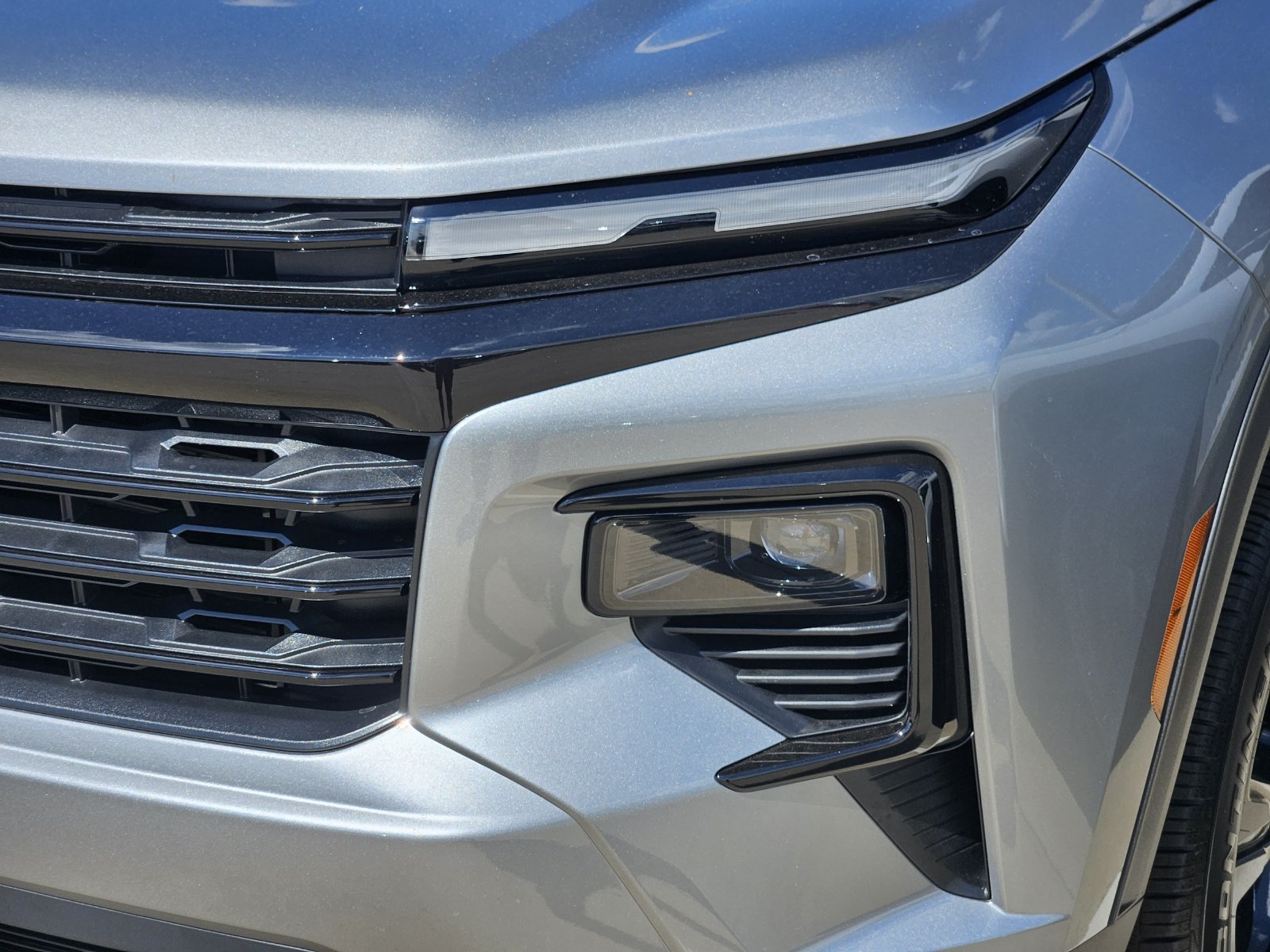 New 2027 Chevrolet Traverse LT w/ Midnight/Sport Edition FWD image 10