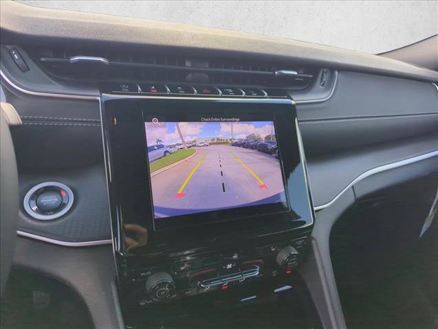 New 2025 Jeep Grand Cherokee Laredo X image 11