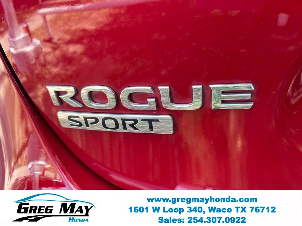 Used 2018 Nissan Rogue Sport SL w/ SL Premium Package FWD image 17