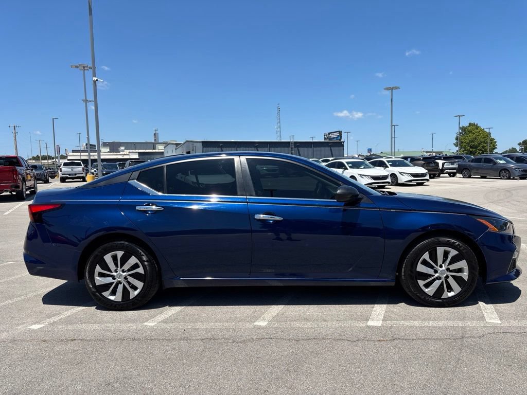 Used 2022 Nissan Altima 2.5 S FWD image 4
