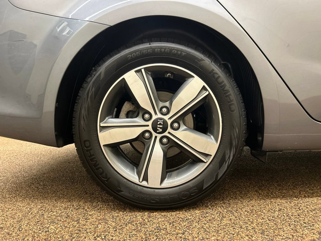 Used 2018 Kia Forte S FWD image 26