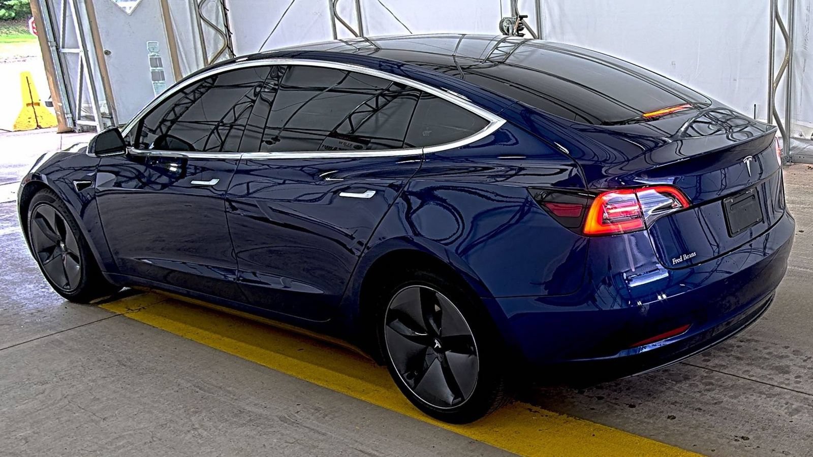Used 2019 Tesla Model 3 Long Range RWD image 4