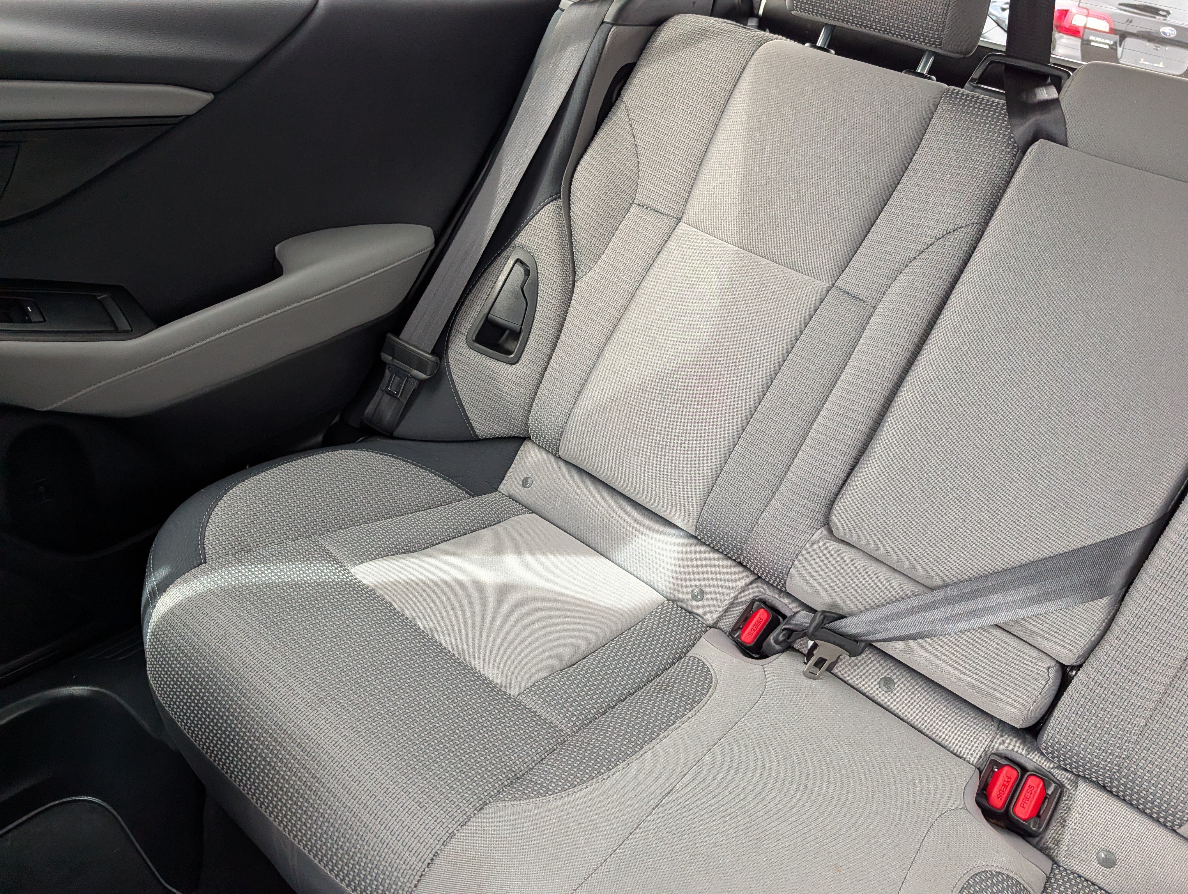 Certified 2025 Subaru Outback Premium AWD/4WD image 12