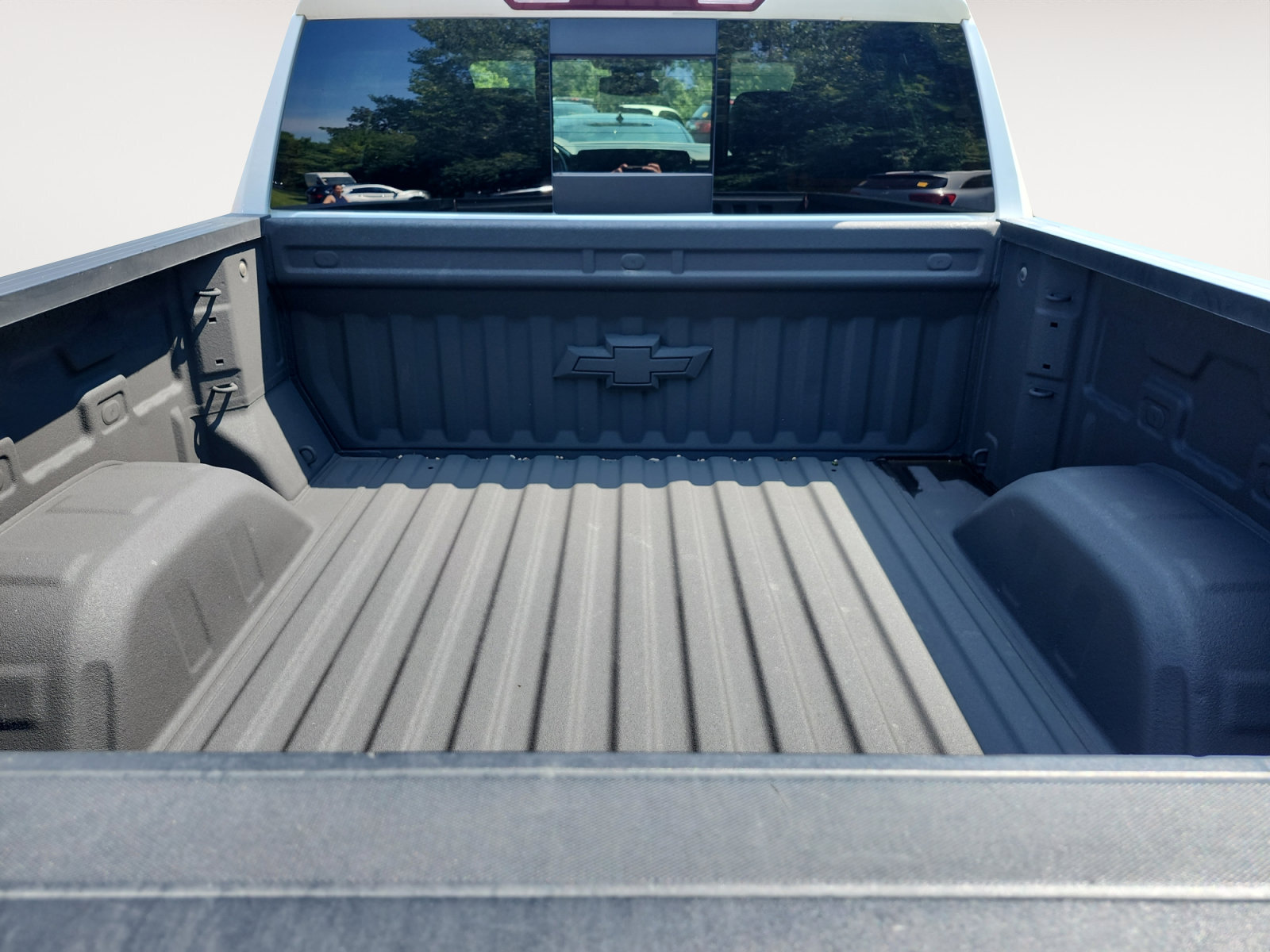 Used 2023 Chevrolet Silverado 1500 LTZ w/ LTZ Convenience Package II AWD/4WD image 15