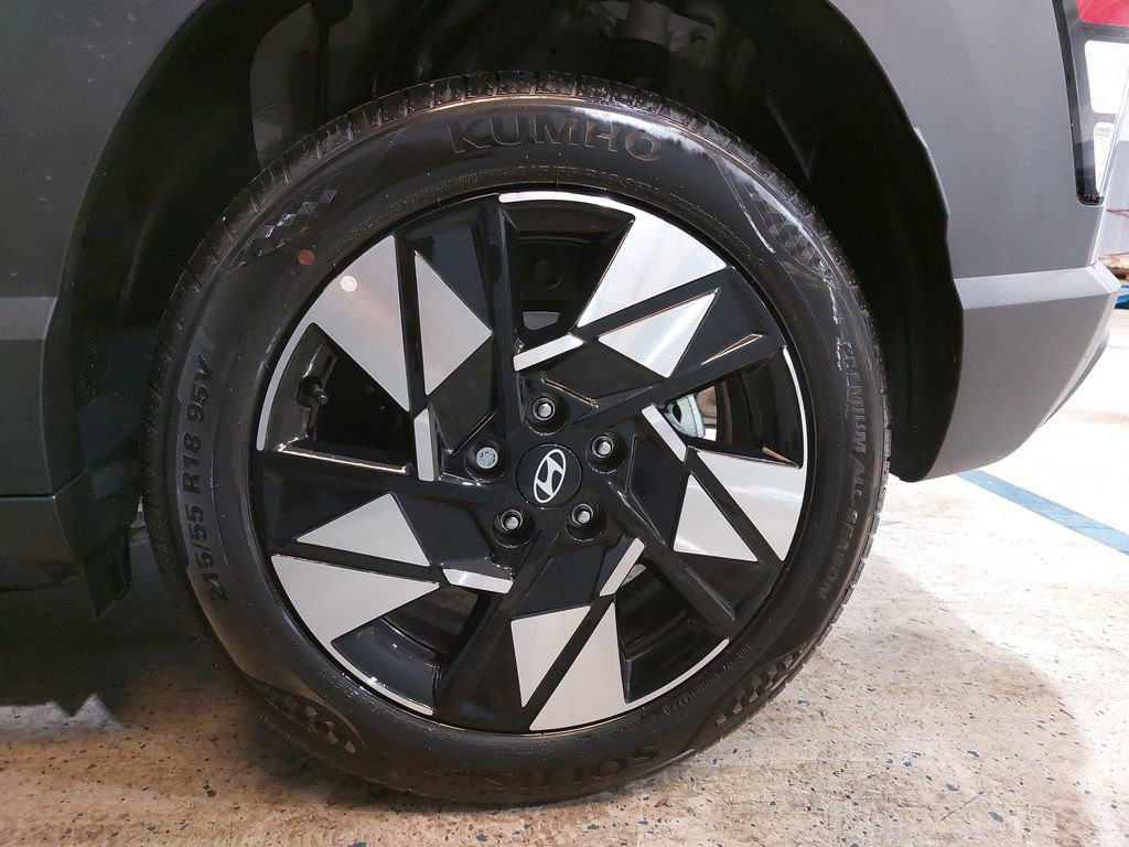 Certified 2025 Hyundai Kona SEL FWD image 35