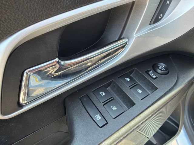 Used 2015 Chevrolet Equinox LS AWD/4WD image 11