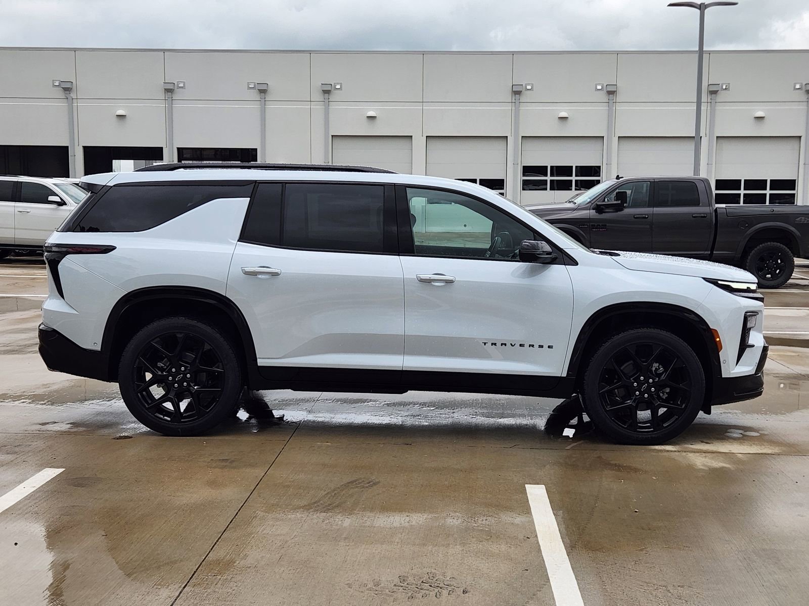 New 2026 Chevrolet Traverse RS FWD image 7
