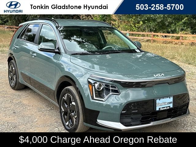 Used 2023 Kia Niro Wind FWD image 2