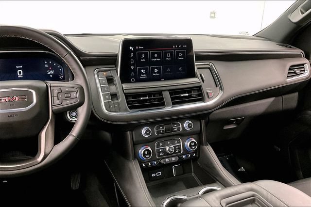 Used 2024 GMC Yukon XL AT4 AWD/4WD image 7