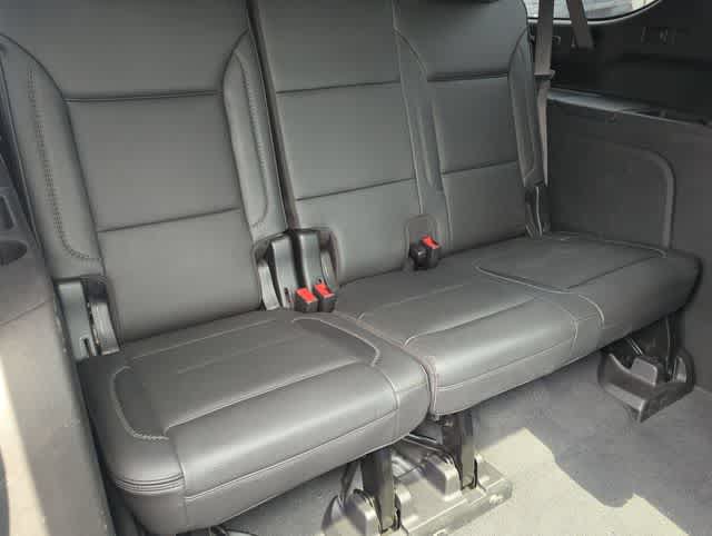 Used 2021 GMC Yukon XL Denali w/ Denali Premium Package AWD/4WD image 23