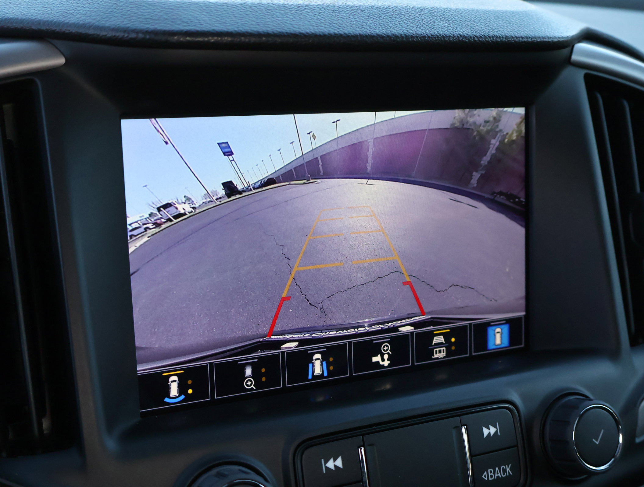 Used 2024 GMC Terrain AT4 w/ Tech Package image 4