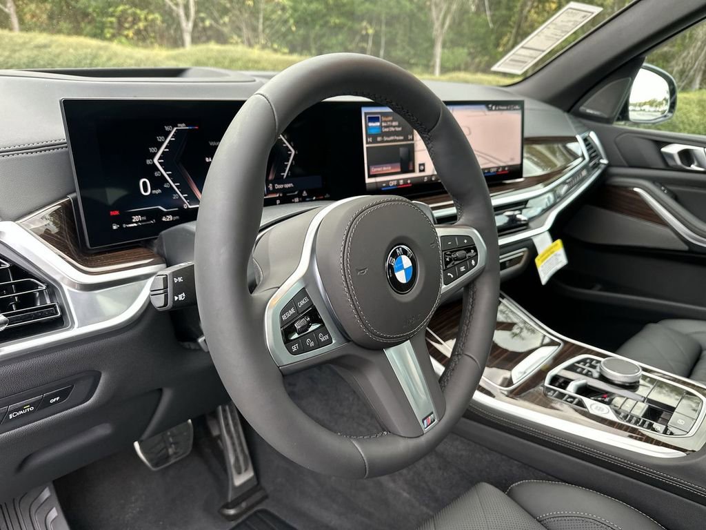 New 2026 BMW X5 xDrive40i w/ M Sport Package image 18