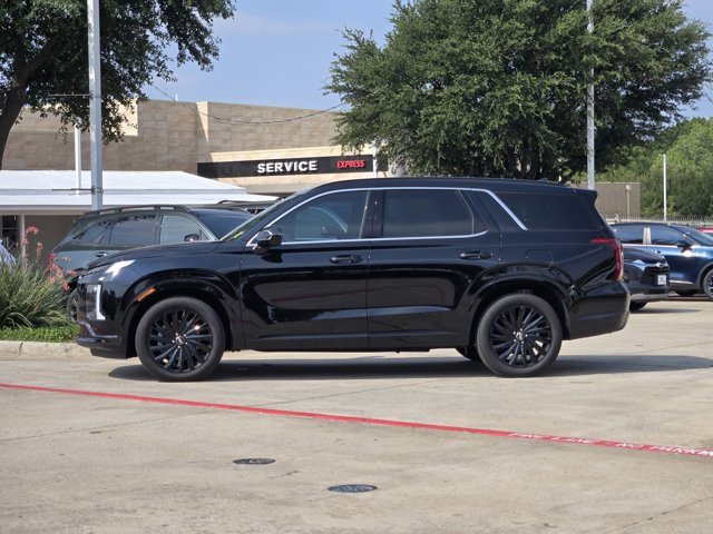 Used 2025 Hyundai Palisade Calligraphy image 4