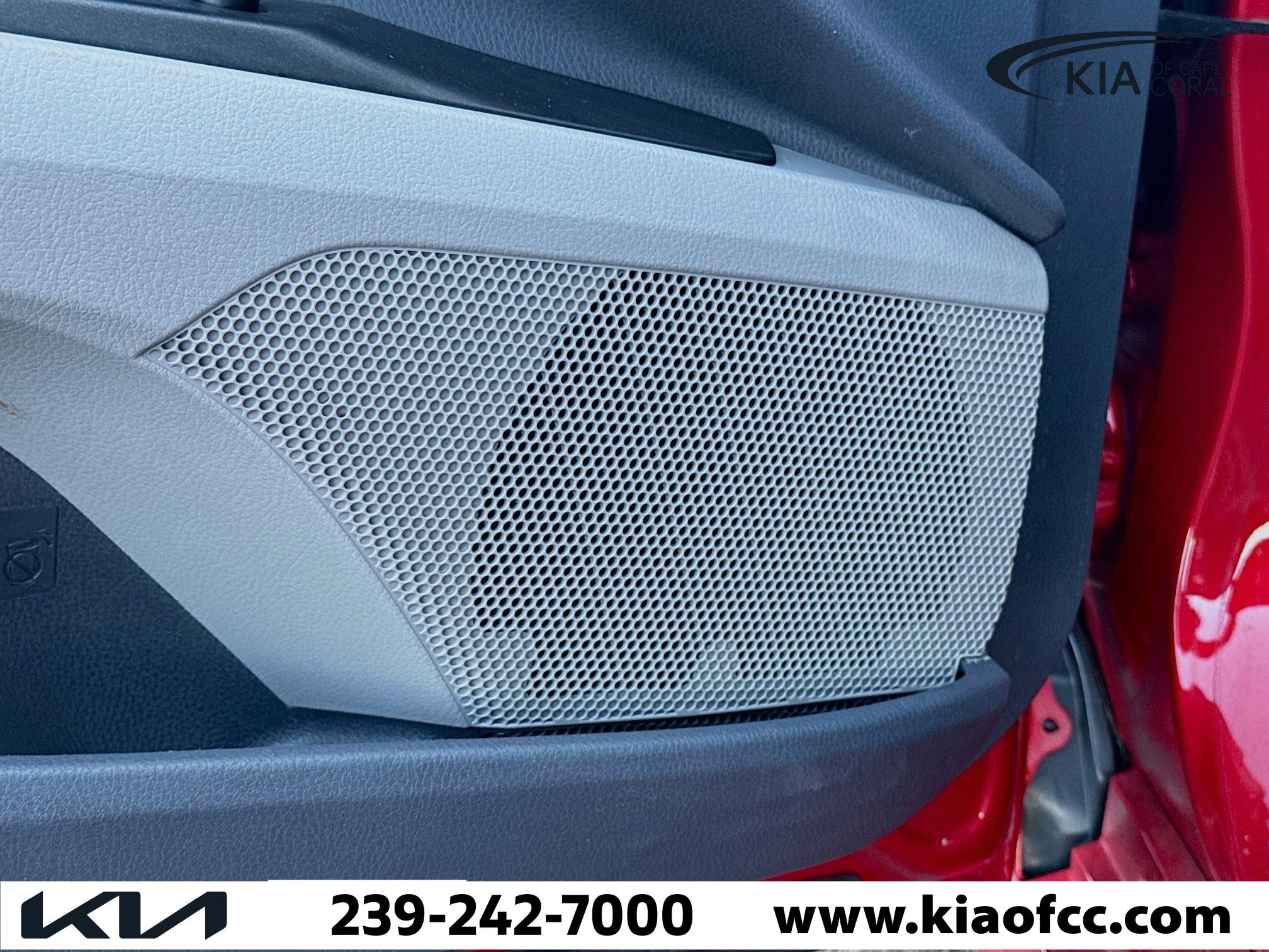 Used 2023 Toyota Camry XLE w/ Navigation Package FWD image 21