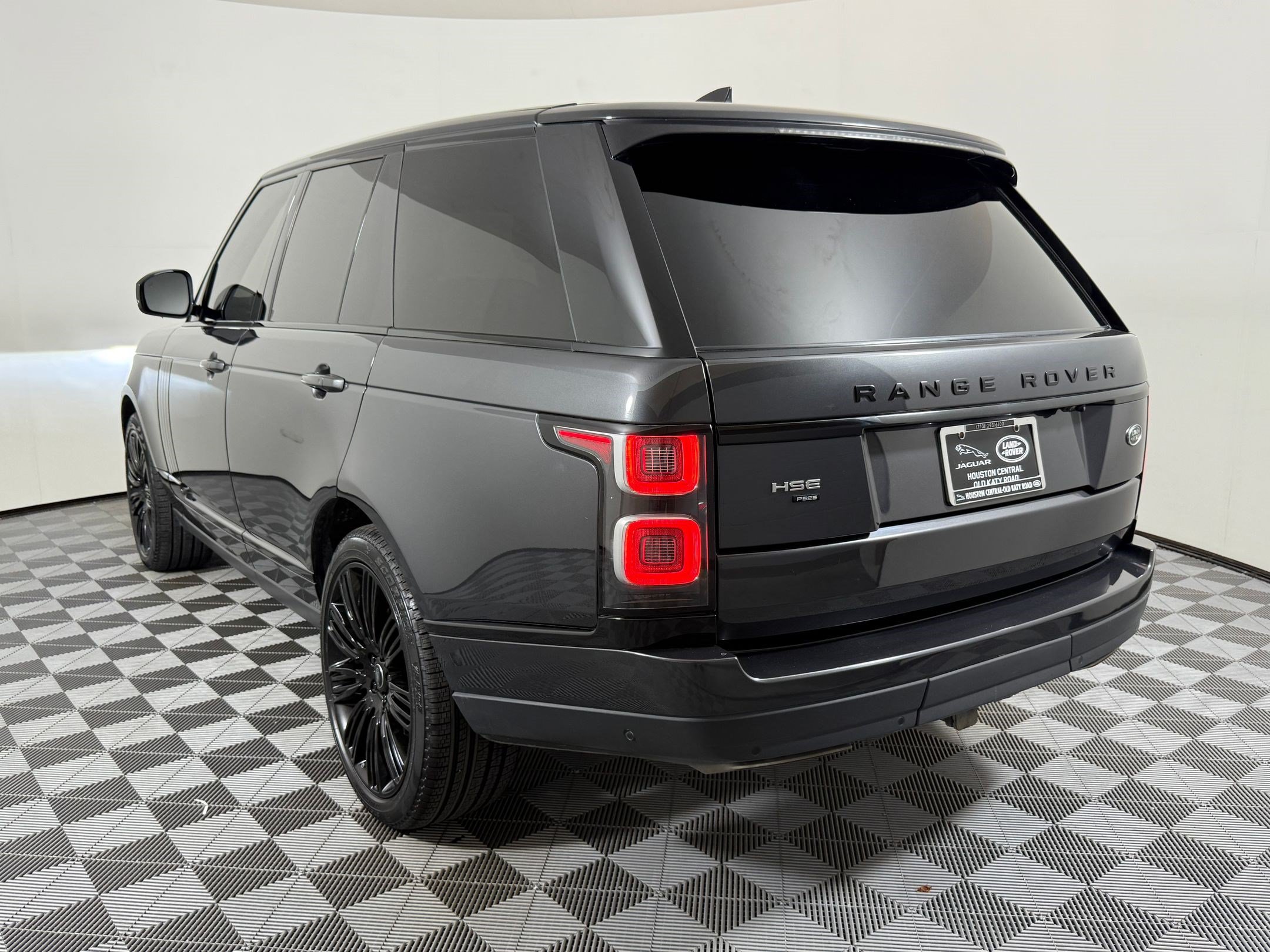 Used 2022 Land Rover Range Rover Westminster Edition AWD/4WD image 3