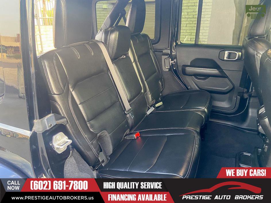 Used 2019 Jeep Wrangler Unlimited Sahara image 24