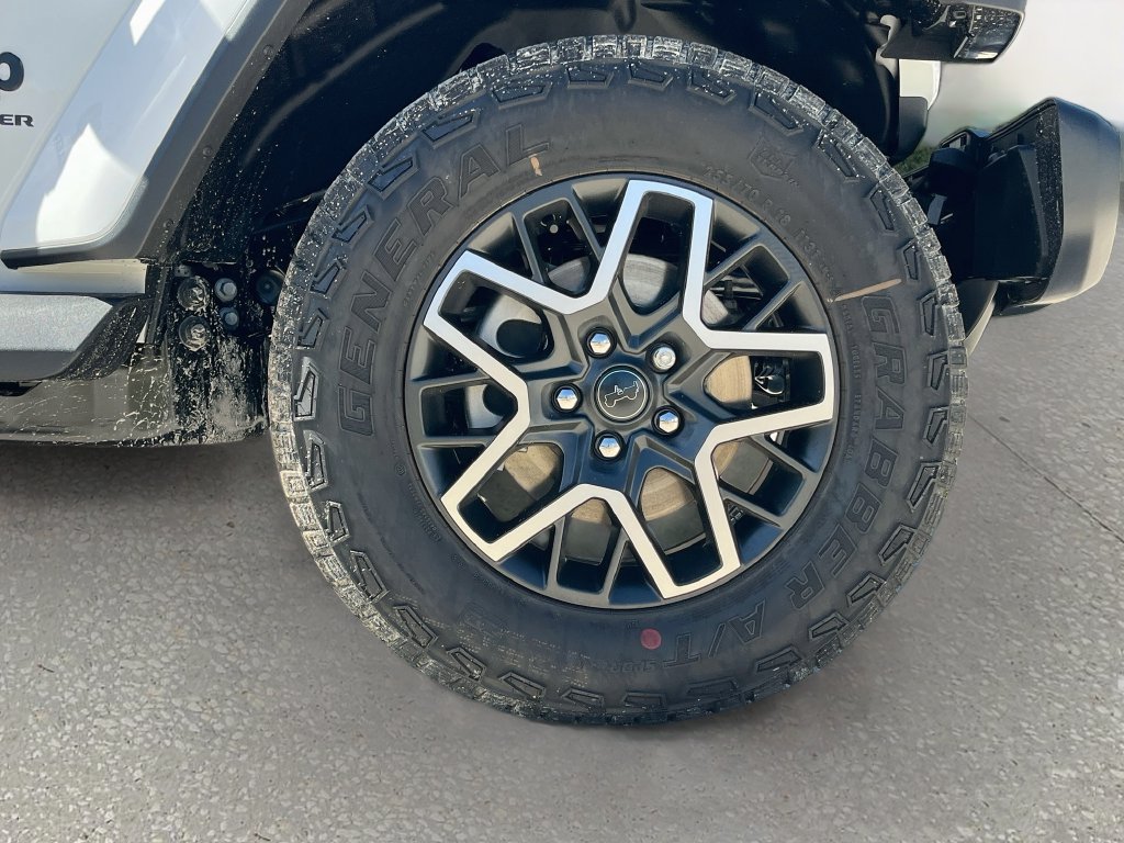 New 2027 Jeep Wrangler Unlimited Sahara AWD/4WD image 30