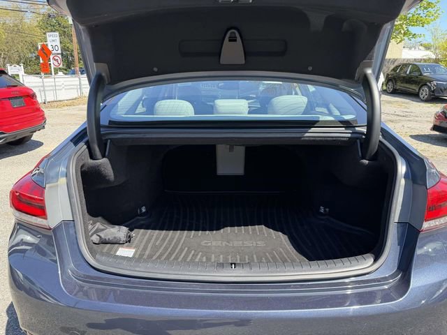 Used 2015 Hyundai Genesis 3.8 AWD/4WD image 10