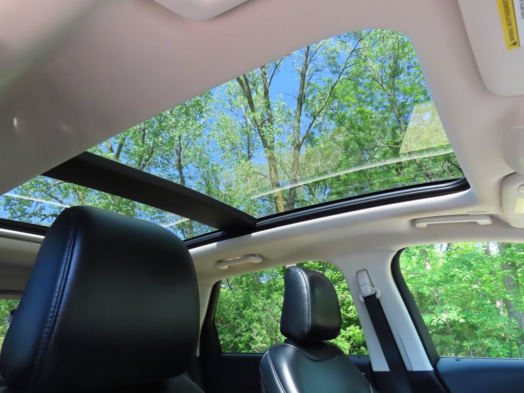 Used 2020 Ford Edge SEL w/ Convenience Package AWD/4WD image 5