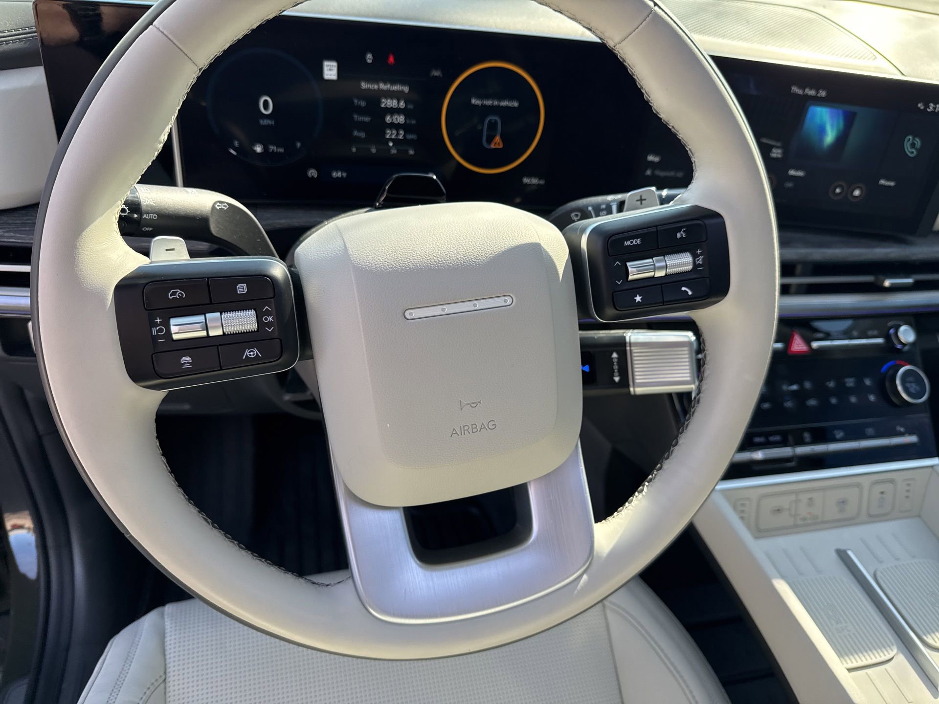 Used 2025 Hyundai Santa Fe Calligraphy image 23