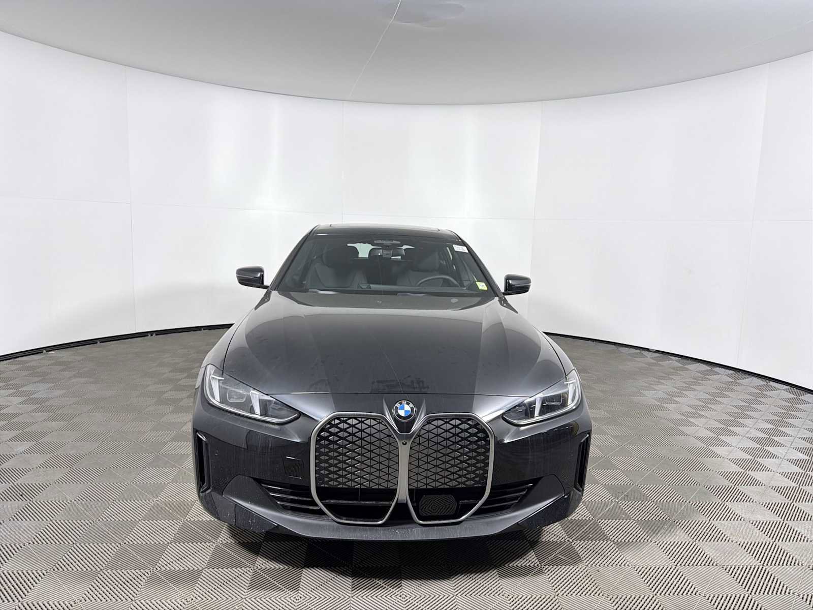 New 2026 BMW i4 xDrive40i w/ Premium Package image 5
