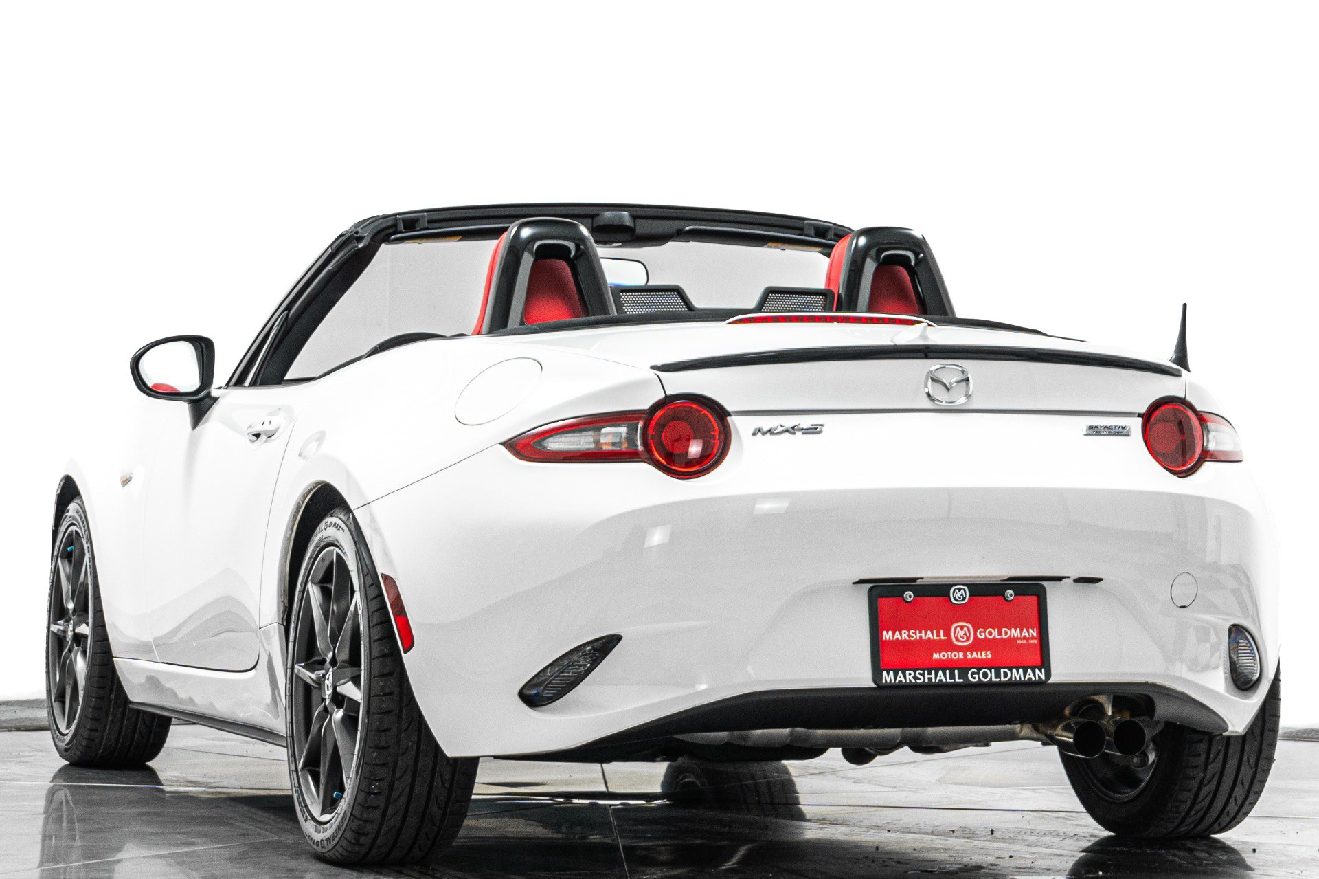 Used 2016 MAZDA MX-5 Miata Club RWD image 7