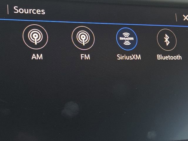 Certified 2024 Chevrolet Equinox LS w/ Driver Confidence II Package image 4