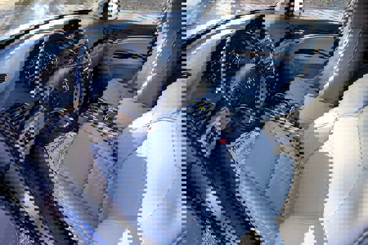 Used 2019 Acura MDX SH-AWD image 11