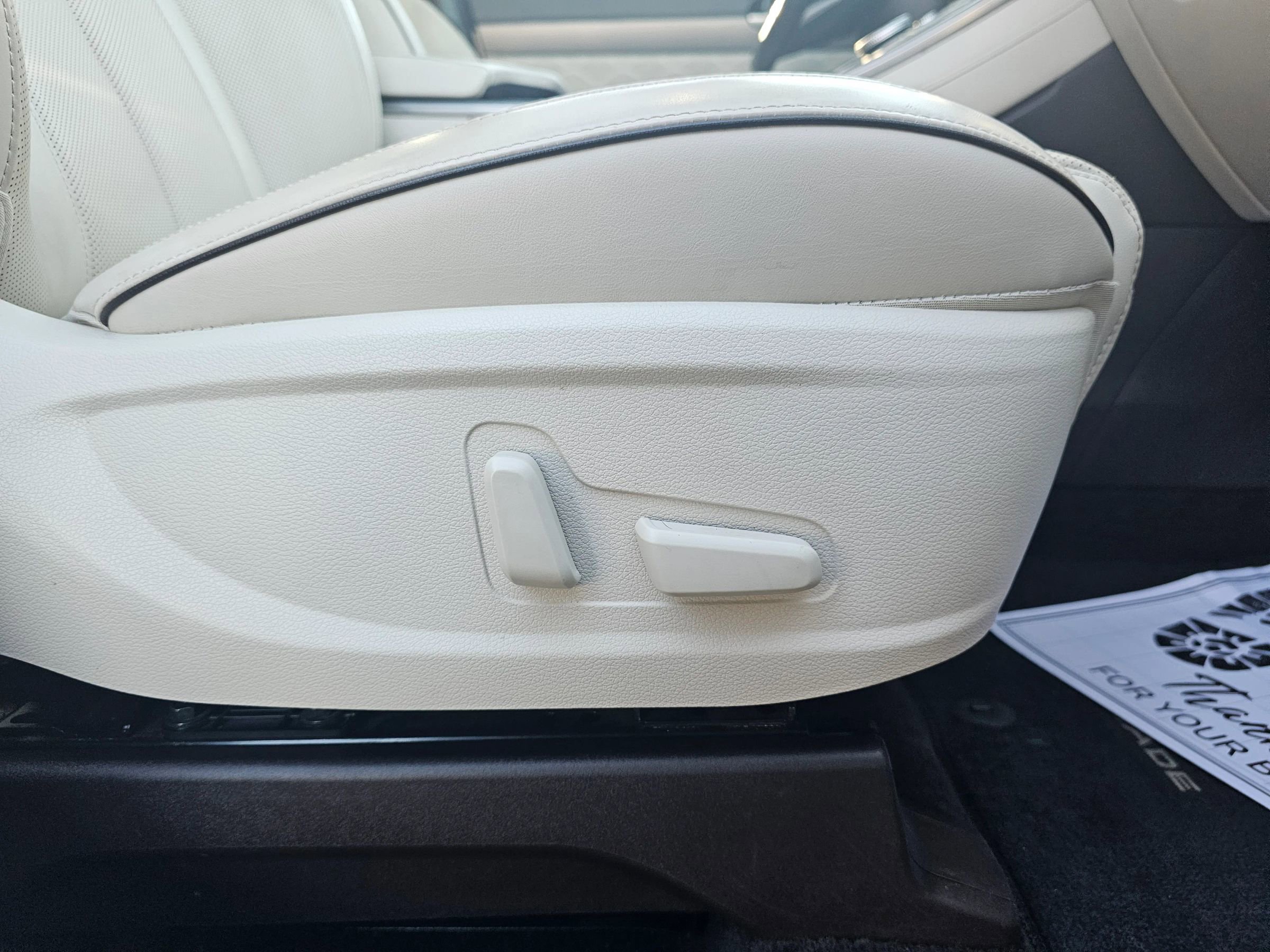 Used 2020 Hyundai Palisade Limited image 32