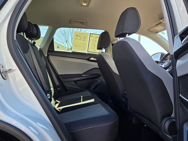 Used 2022 Volkswagen Taos S image 16