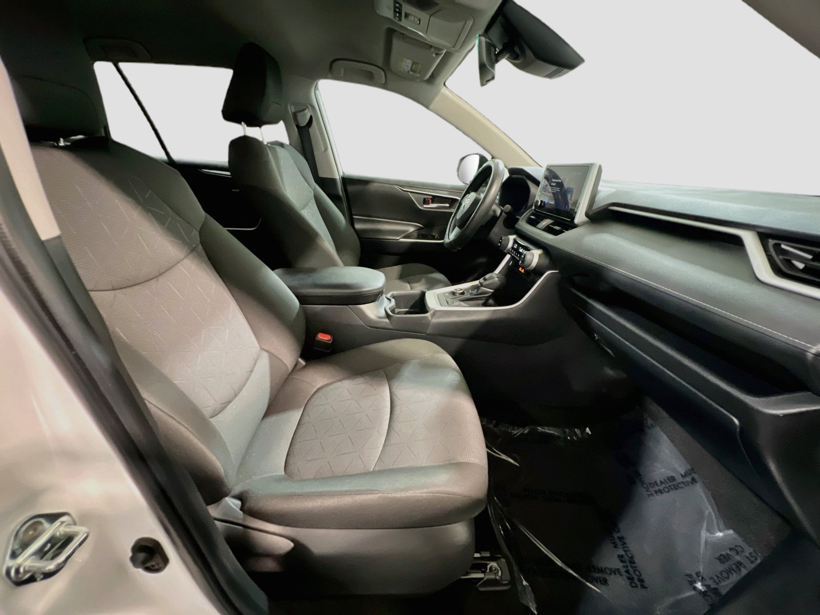 Used 2023 Toyota RAV4 AWD Hybrid image 20
