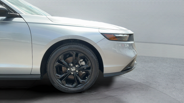 Used 2025 Honda Accord SE image 26